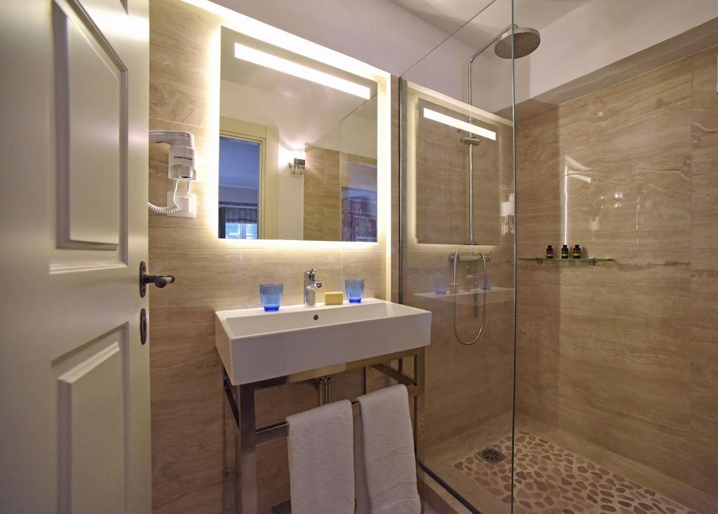 Durrell Liston Suites Corfu  Exteriör bild